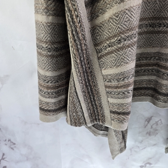 J Jill Cardigan Womens Large Brown Sweater Waterfall Geometric Striped Open Isle - Picture 10 of 12